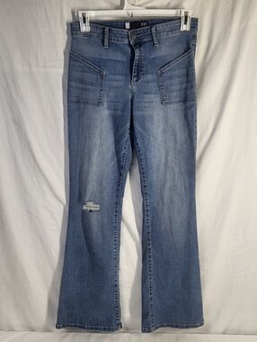 Kut From The Kloth ANA Flare Jeans Size 8 Mid-Rise Distressed Denim Blue Jeans